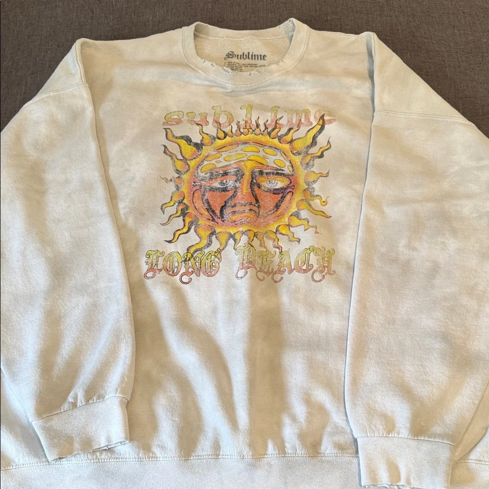 Urban Outfitters White Sunburst Graphic Sweatshirt - Picture 1 of 4